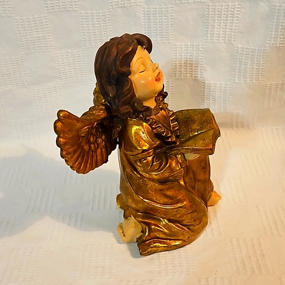 Vintage Ceramic Gold Angel  Singing Figurine Statue by MANN - Picture 5 of 8